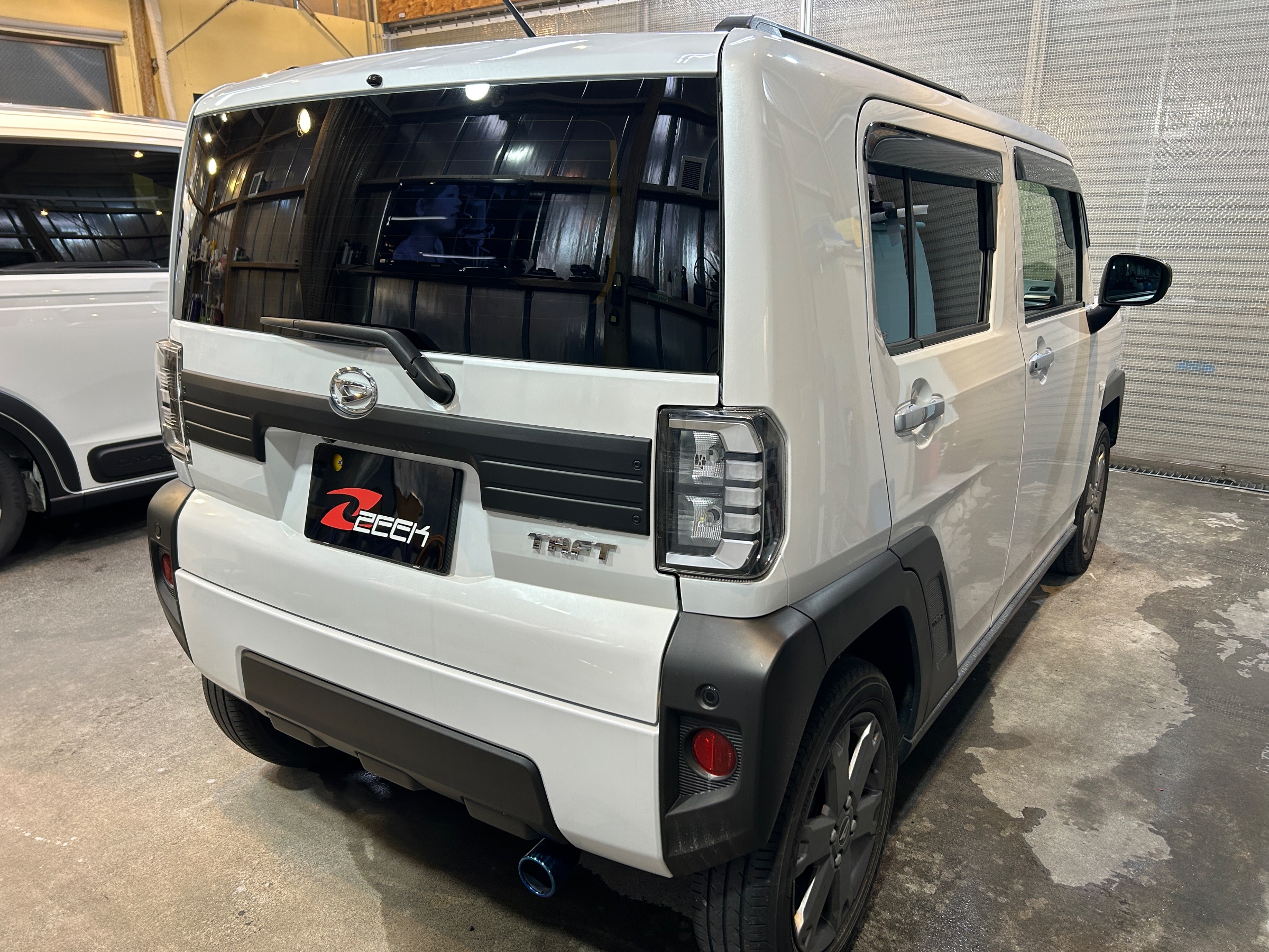 ダイハツ　タフトの施工写真